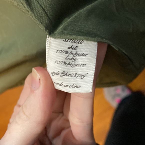 Miami Olive Green Puffer Vest - Picture 4 of 4